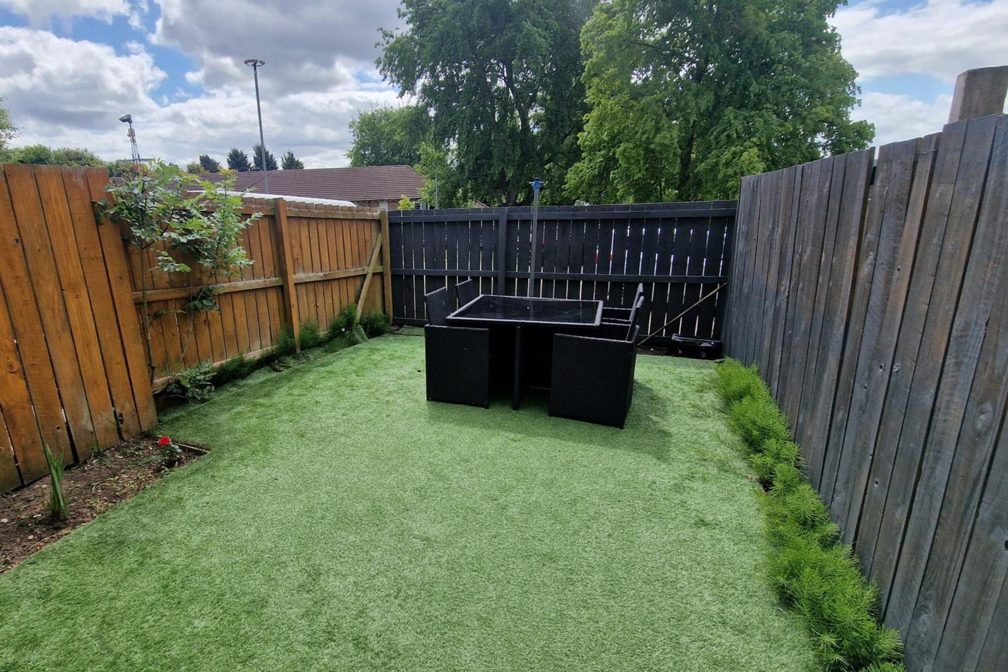 Urban Retreat In Newcastle- Pet Friendly- Garden Holiday home Newcastle upon Tyne